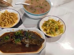 -爱的果实月嫂育婴师(世纪东方店)