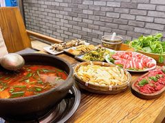 -贵厨酸汤牛肉(花果园国际中心店)