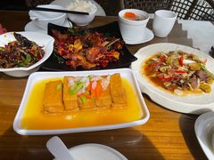 -隔壁老王·家常云南菜(花巷店)