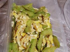 苦瓜炒蛋-正果云吞&农家菜(富力店)