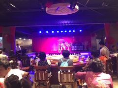 -关东情主题文化演艺餐厅
