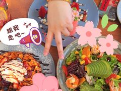 -北平花园·MUA摩造汉堡·北平咖啡(南锣鼓巷胡同店)