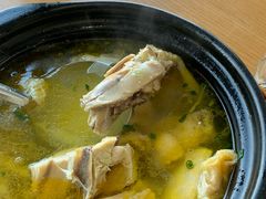 -品鲜村农家菜·阳澄湖大闸蟹(总店)
