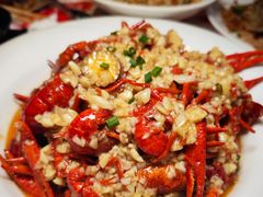 -肥肥虾庄·金牌油焖大虾(汉街SKP店)