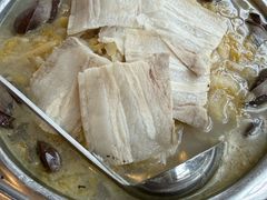 东北汆白肉酸菜-京滨饭店·餐厅(阜外大街店)