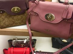 -COACH蔻驰(赛特奥特莱斯店)