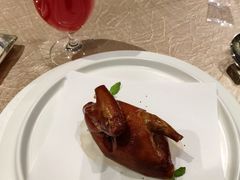 招牌陈皮脆皮乳鸽-北京泰富酒店-柏景轩中餐厅