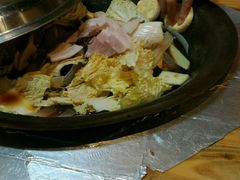 -山妹子铁锅炖