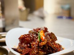 草家招牌酱辣蟹-草家酱蟹炭火烤肉店(珲春南路一店)