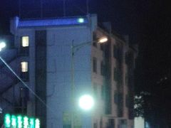 -黄山阿拉酒店(黄山风景区换乘中心店)