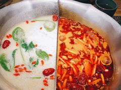 -湊湊火锅·茶憩(郑州绿地新都会店)