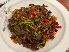 -湖南人家湘菜馆(镇江路店)