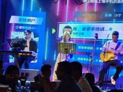 -爱啤精酿·民谣酒馆(滨江店)