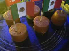 -樱花里音乐餐吧·牛扒椰子鸡(东圃店)