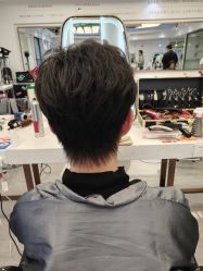 -镁连社·美联社