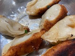 -黄阿姨锅贴大王(万航渡路店)