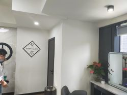 -CE·专业蛋白•羽毛接发·潮色烫染品牌店