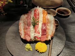 -蟹犇前•帝王蟹雪蟹(陆家嘴店)