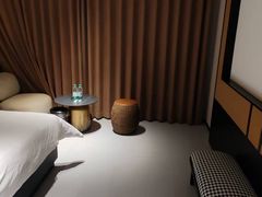 -万泊酒店(长沙五一广场国金中心店)