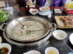 -老来福·非遗酸汤兔(凯旋路店)