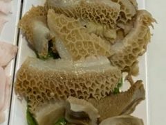 金钱肚-三头牛·潮汕牛肉生蚝火锅 (夏湾店)