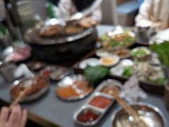 -围炉肉舍•炭烤活鳗•丹东海鲜烤肉(步行街店)