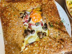 鸡蛋蘑菇熏肉荞麦可丽饼-RAC BAR(安福路店)