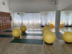 -无界瑜伽普拉提