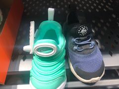 -东荟城名店仓