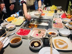 -海底捞火锅(金山百联店)