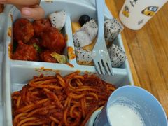 -汽车博物馆主题餐厅