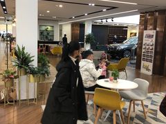 -宁波宝信宝马4S店(江北日湖店)