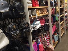 -名创优品(陕西西安大唐西市购物中心店)