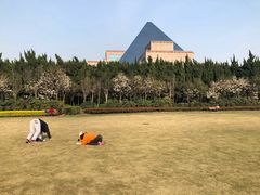 -上海市龙华烈士陵园