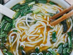 -什家婆乌鸡米线(阳光街店)