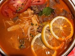 -刘姐啤酒鱼民族演艺餐厅(西街总店)