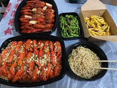 -肥肥虾庄·金牌油焖大虾(杨园滨江时代walk店)