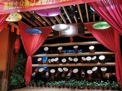 -老滇山寨•云南特色菜•地方菜•民族风情歌舞表演(金碧店)