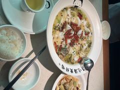 -江渔儿酸菜鱼·拔草餐厅(虎门君乐汇店)