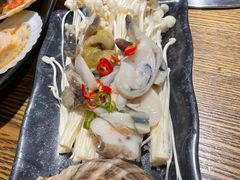 -鑫釜山海鲜烧烤(鑫丰国际店)