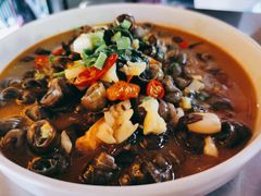 -龙巢盱眙龙虾·鸡煲·烧烤宵夜(坪洲店)