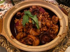 沙姜香菇鸡煲-酒肆浅葱•烧烤•龙虾•排档(卓悦intown店)