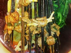 冷锅串串-拈签一笑黄牛肉辣卤串串