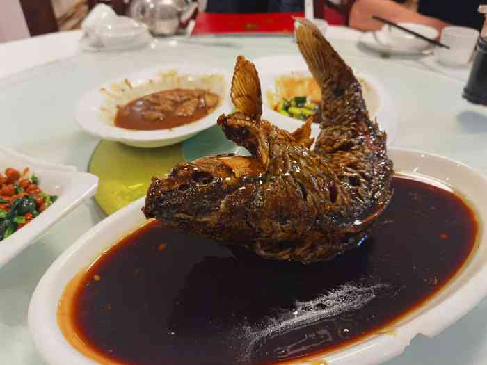 奥华餐厅·老张记(台基厂店)-"和饭友姐姐们的饭趴～ 地址: 地铁王.