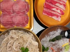 -牛YO寿喜烧·铁板烧和牛火锅自助(市府恒隆店)