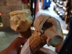 -Gelateria Dondoli