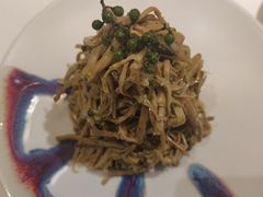 -贝勒爷·酥不腻烤鸭