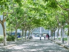 -复旦大学光华楼