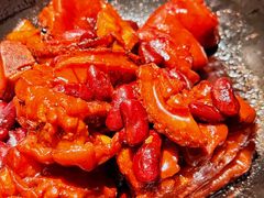 花生焖猪手-维园悦谱·海派家常菜(乌鲁木齐南路店)