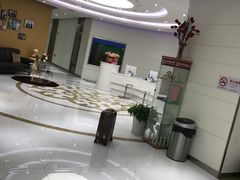 -雅悦齿科(顾村公园店)